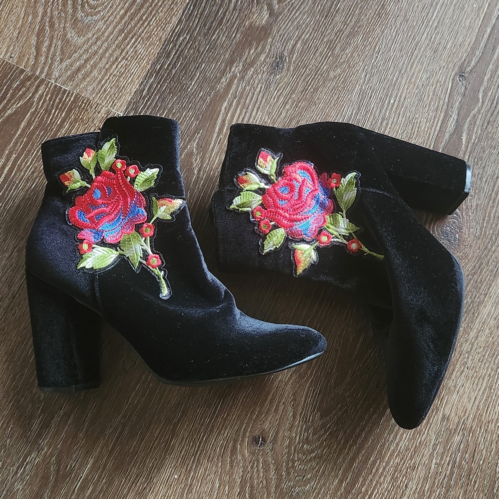 Hot Kiss Black Velvet Heeled Boots with Floral Embroidery